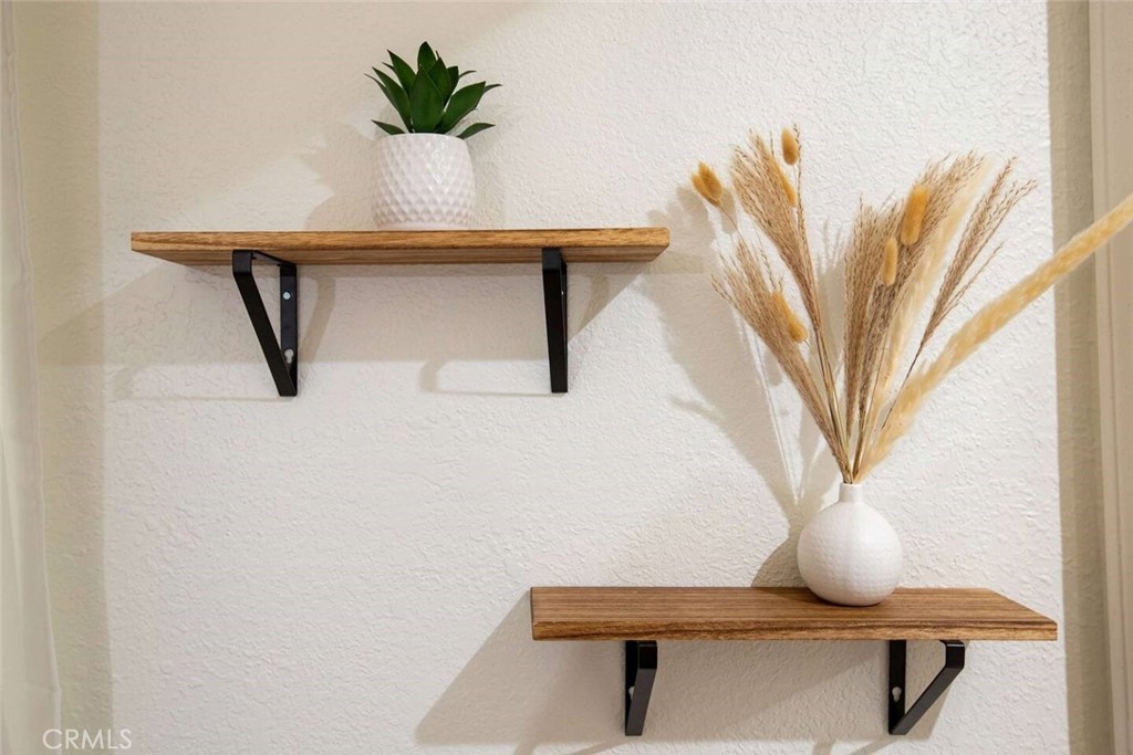 7310 Balboa Boulevard, Unit F Van Nuys, CA 91406 - Photo 38 of 62