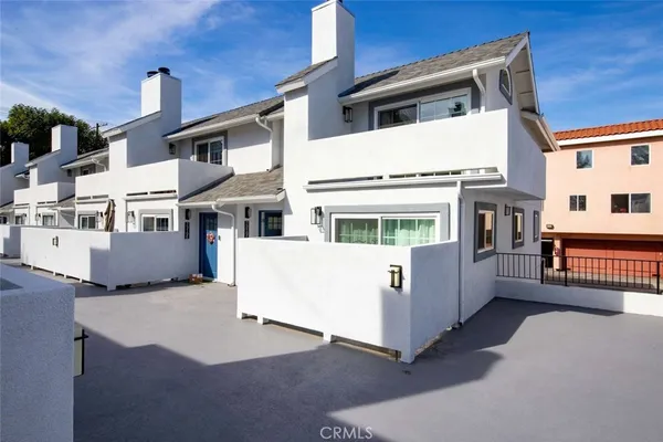 $3,150 | 7310 Balboa Boulevard, Unit F, Van Nuys, CA 91406