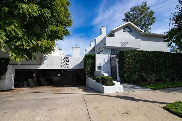 $3,150 | 7310 Balboa Boulevard, Unit F, Van Nuys, CA 91406