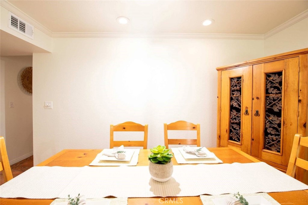 7310 Balboa Boulevard, Unit F Van Nuys, CA 91406 - Photo 9 of 62