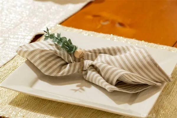 $3,150 | 7310 Balboa Boulevard, Unit F, Van Nuys, CA 91406