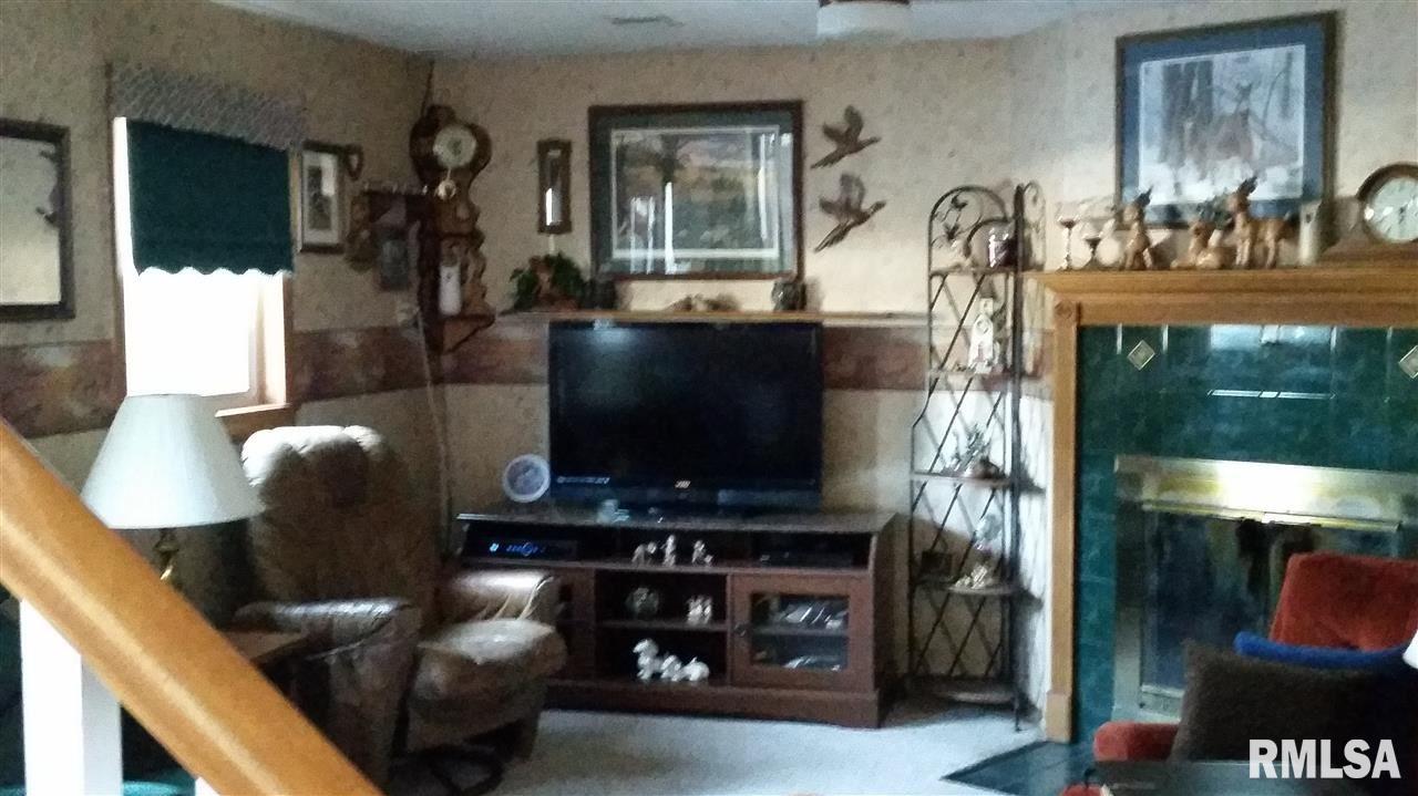 1597 Cedar Muscatine Road Wilton, IA 52778 - Photo 14 of 20