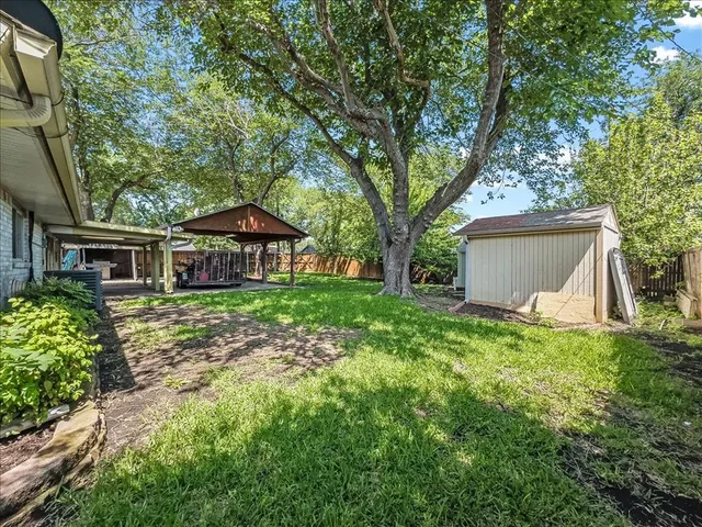 $330,000 | 1401 Williamsburg Drive, Plano, TX 75074