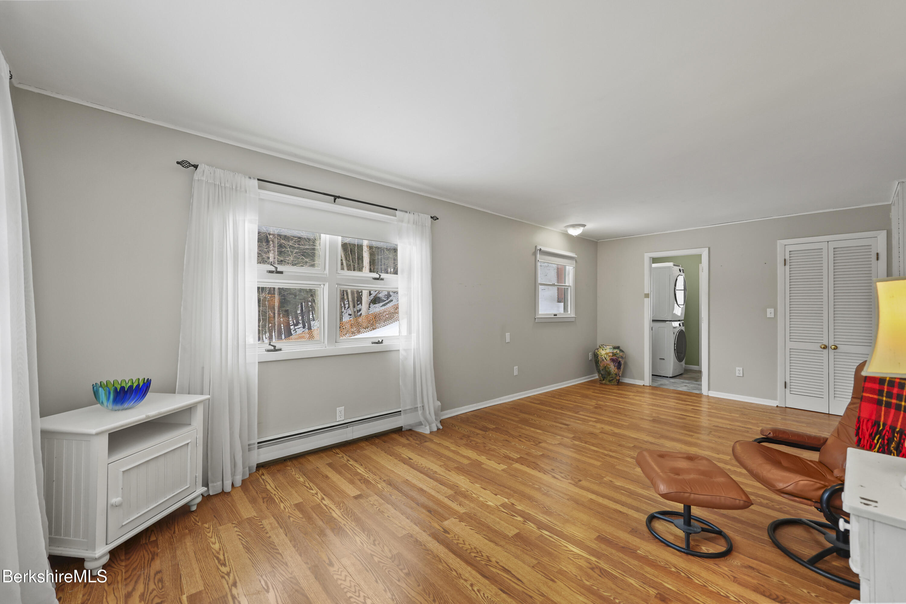 40 Prospect Hill Road Stockbridge, MA 01262 - Photo 19 of 50 primary bedroom