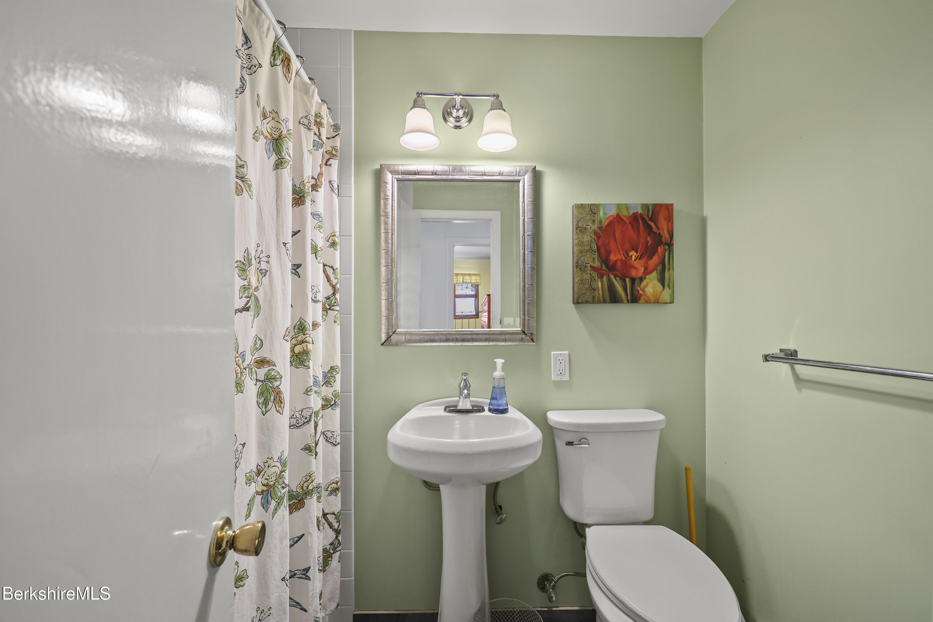 40 Prospect Hill Road Stockbridge, MA 01262 - Photo 29 of 50 full bath