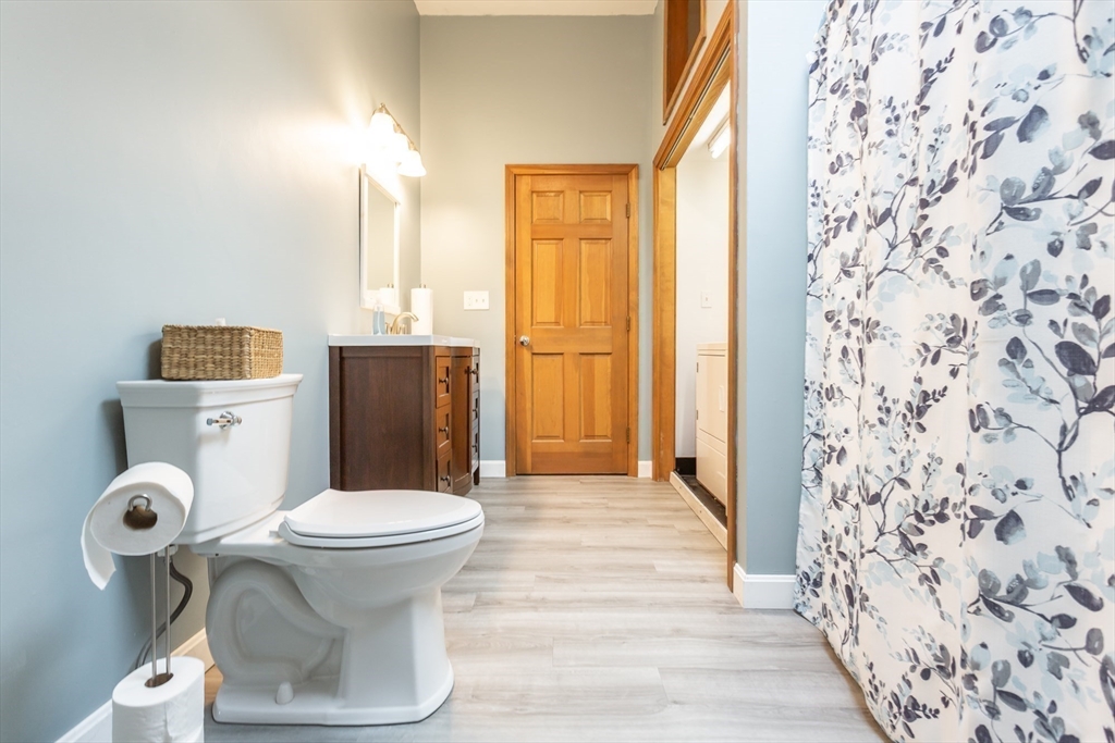 135 South Washington Street Norton, MA 02766 - Photo 31 of 41