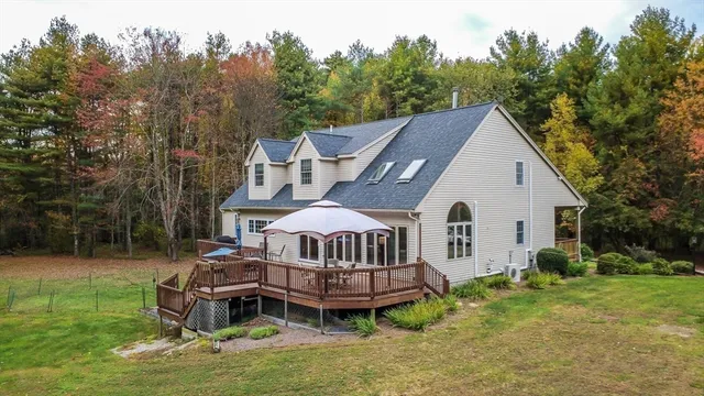 $849,900 | 135 South Washington Street, Norton, MA 02766