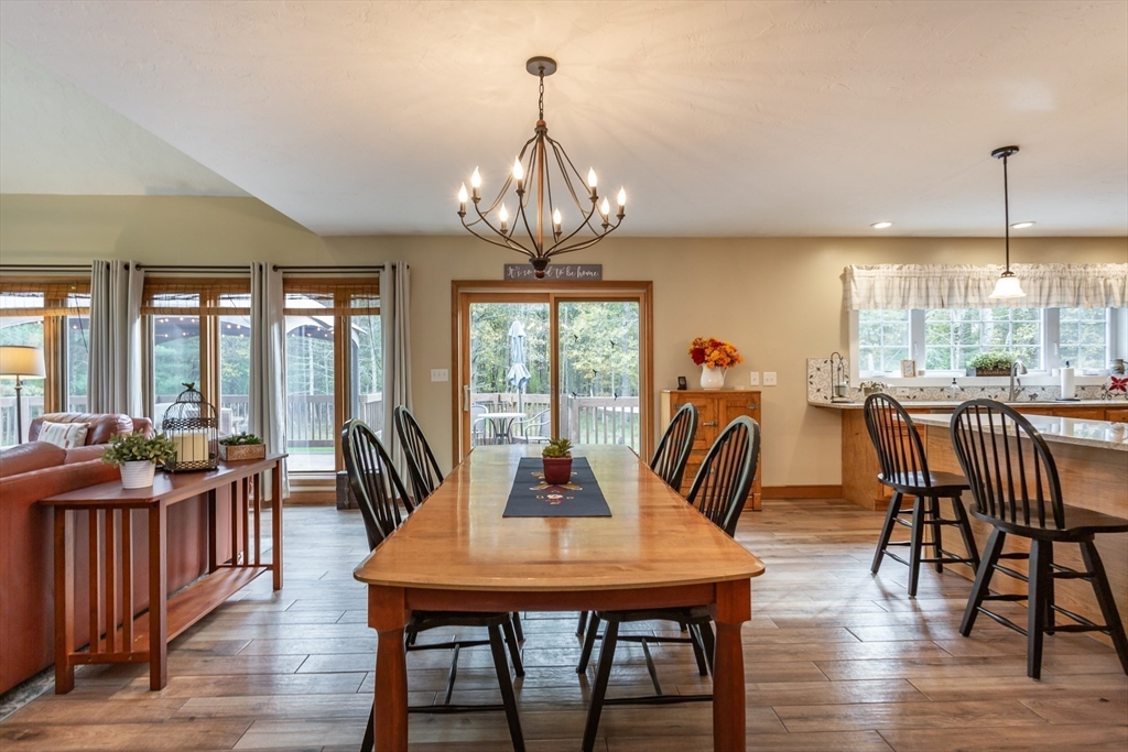 135 South Washington Street Norton, MA 02766 - Photo 8 of 41