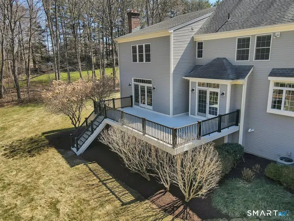 $989,000 | 9 White Oak Lane, Avon, CT 06001