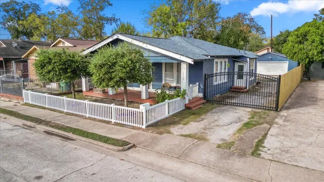$279,000 | 2522 Lidstone Street, Houston, TX 77023