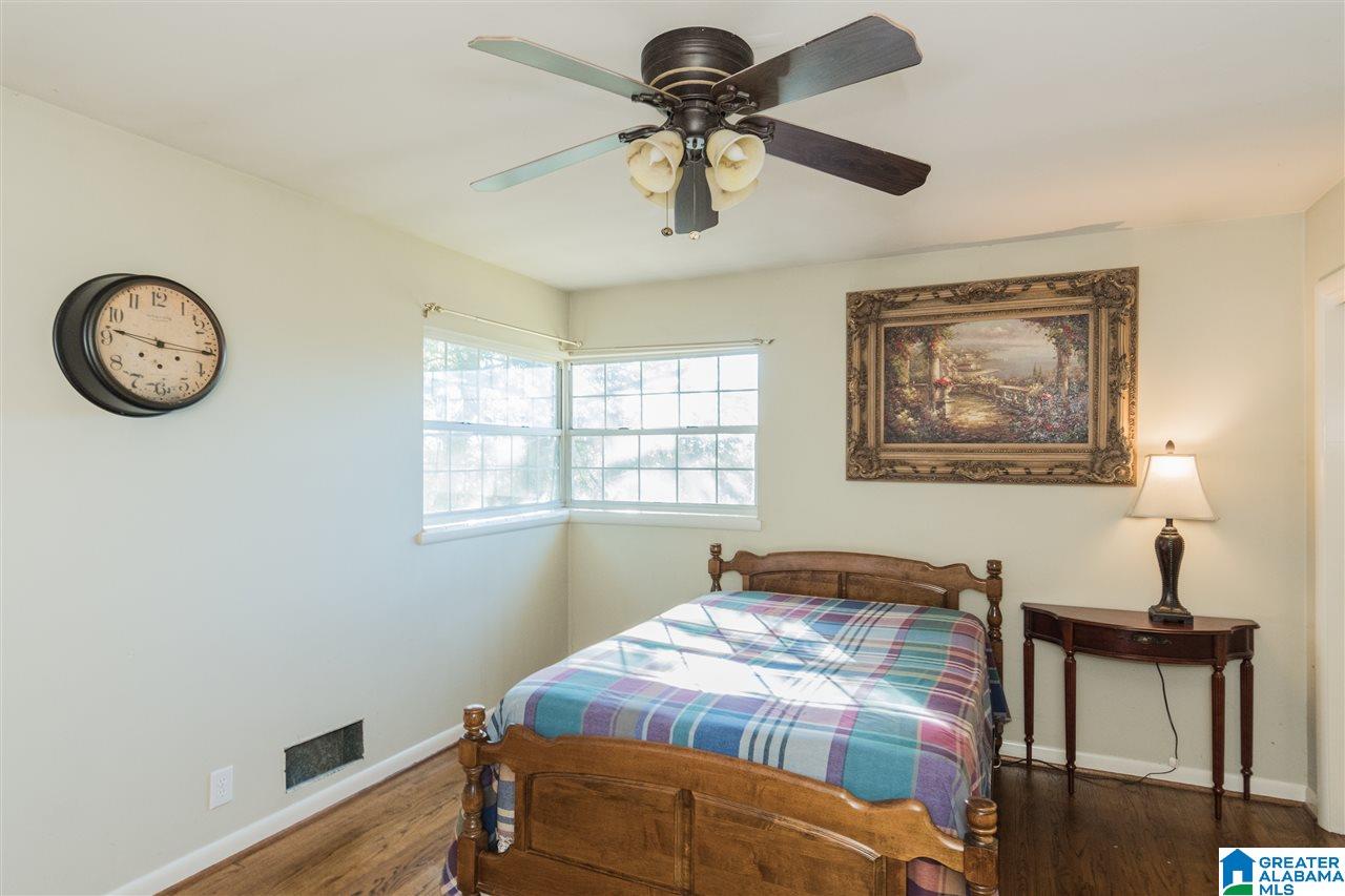 3337 North Woodridge Road Birmingham, AL 35223 - Photo 15 of 32