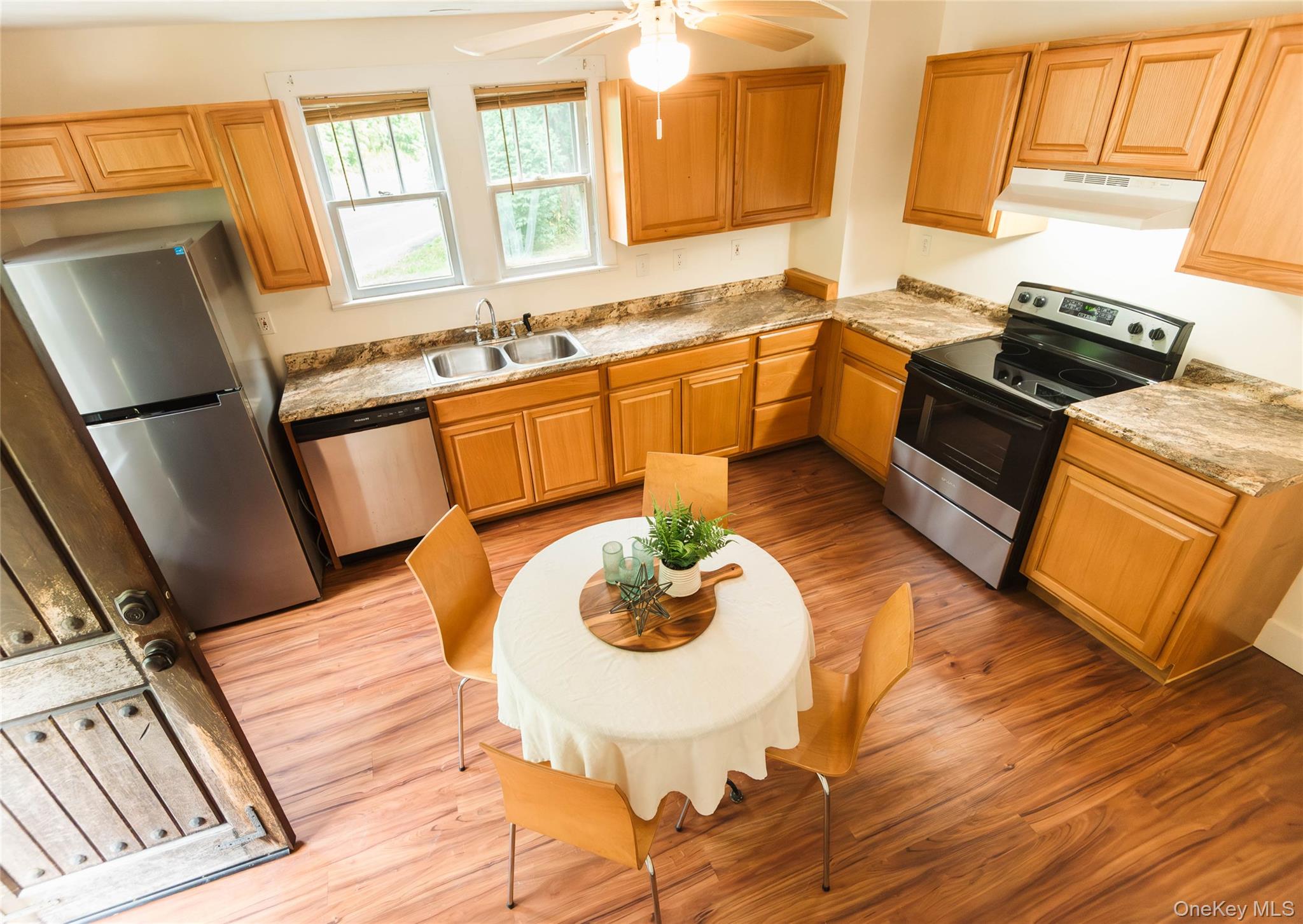 516 Granite Road Kerhonkson, NY 12446 - Photo 3 of 19