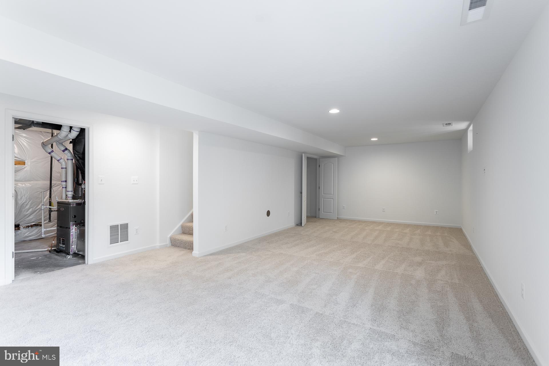 151 Spool Road Inwood, WV 25428 - Photo 10 of 34 Gallery Image 10