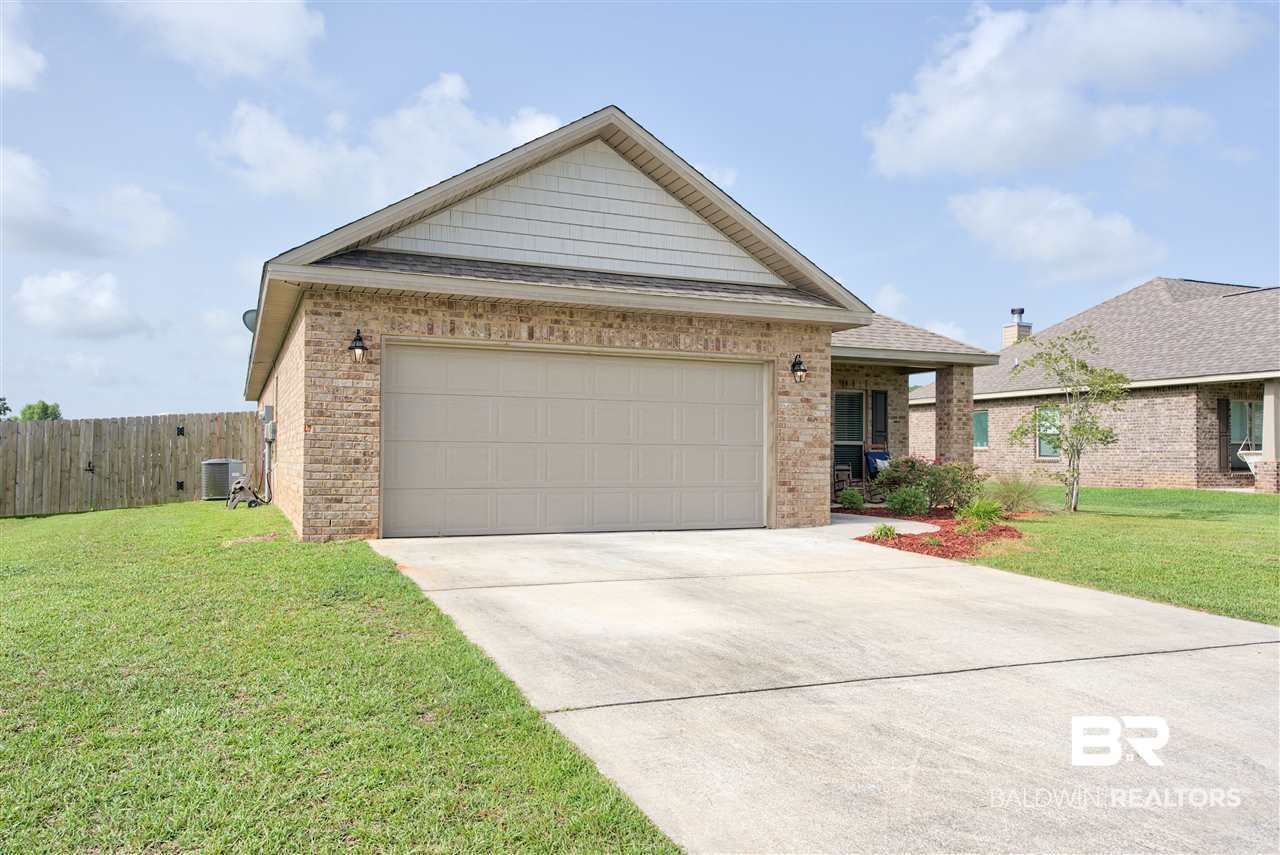 9153 Pembrook Loop Fairhope, AL 36532 - Photo 2 of 28