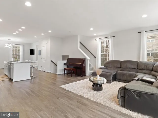 $3,350 | 9083 Connor House Road, Manassas, VA 20111