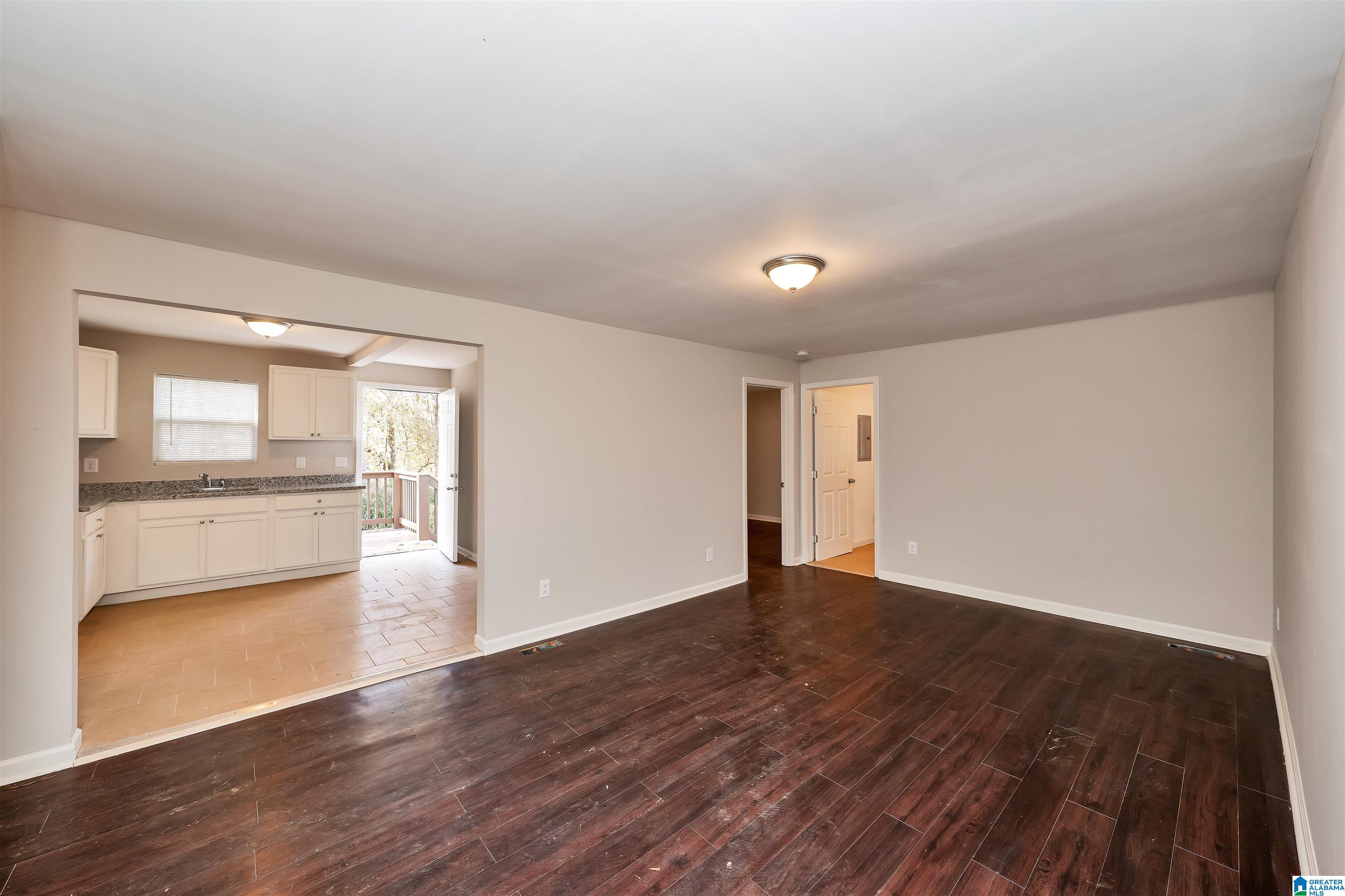 1632 Sunset Avenue Gardendale, AL 35071 - Photo 7 of 10