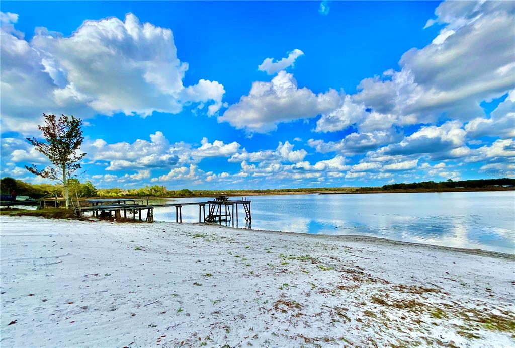 106 Sunny Side Beach Road Hawthorne, FL 32640 - Photo 2 of 54 a view of a lake