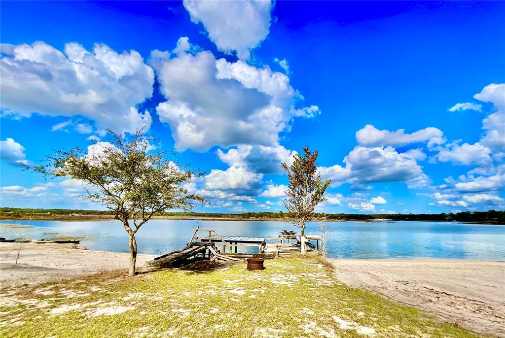106 Sunny Side Beach Road Hawthorne, FL 32640 - Photo 53 of 54 a view of a lake