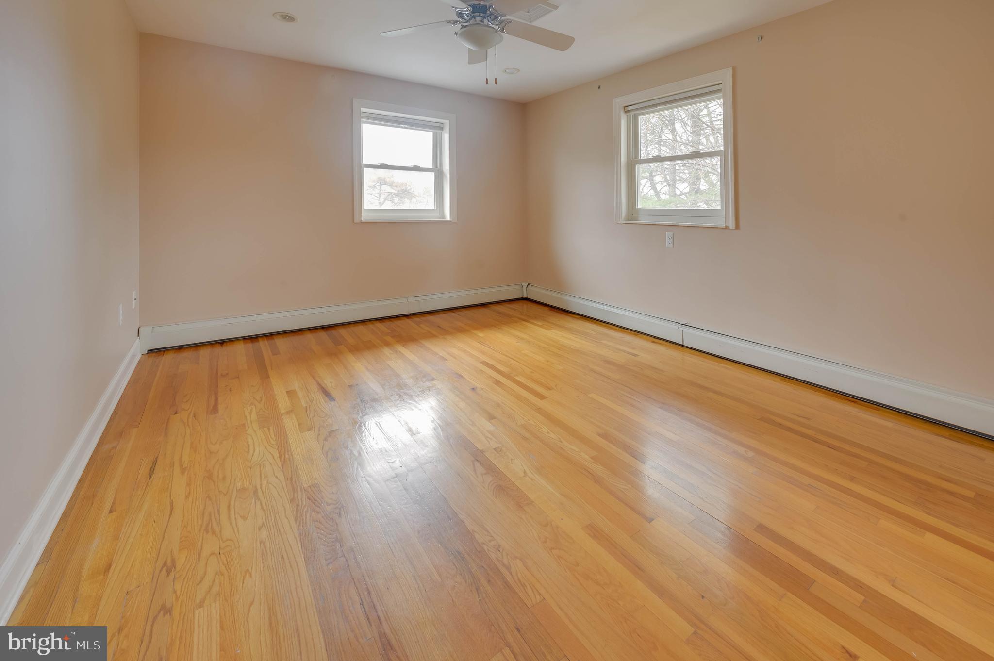 1920 Hemlock Road Norristown, PA 19403 - Photo 8 of 38 Gallery Image 8
