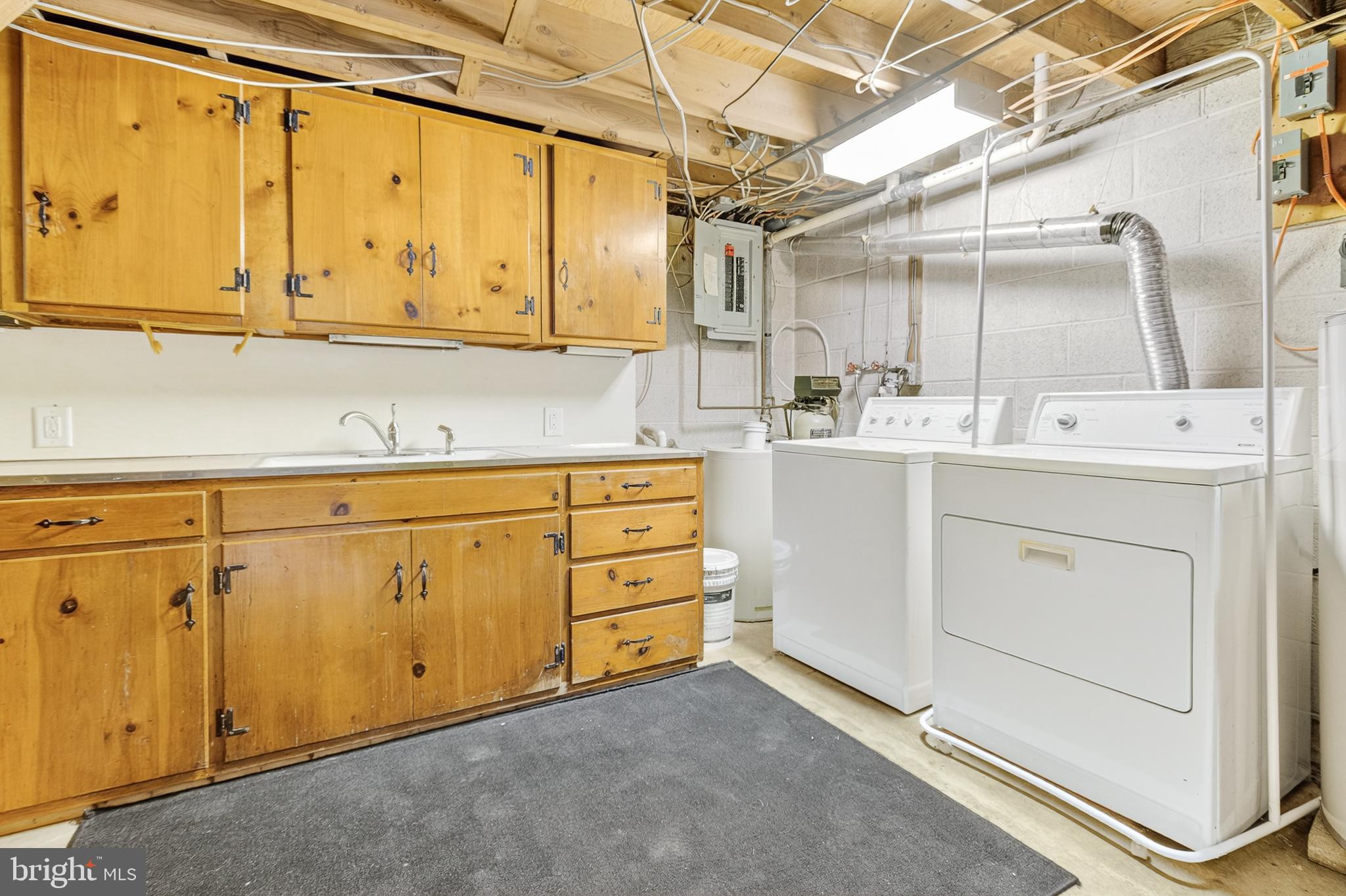 3621 Orkney Road Mountville, PA 17554 - Photo 17 of 19 Large Laundry Room