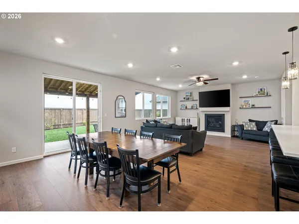 $514,900 | 1482 Stasny Avenue Southeast, Albany, OR 97322