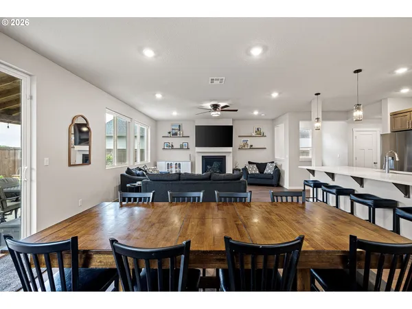$514,900 | 1482 Stasny Avenue Southeast, Albany, OR 97322