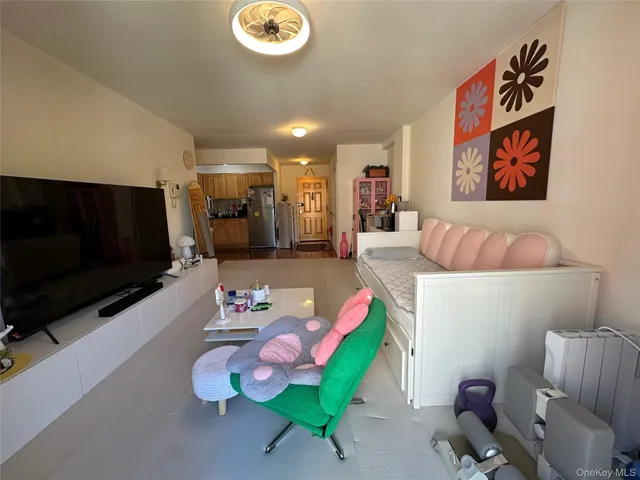 $589,000 | 140-26 Cherry Avenue, Unit 5D | Flushing