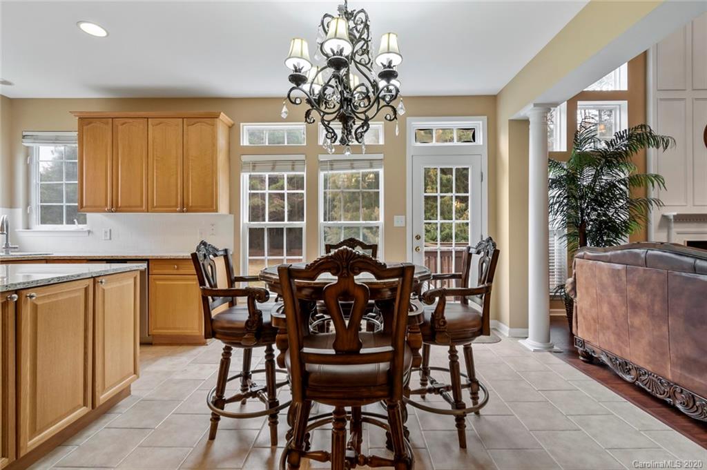 3005 Strawberry Road Matthews, NC 28104 - Photo 16 of 39 Gallery Image 16