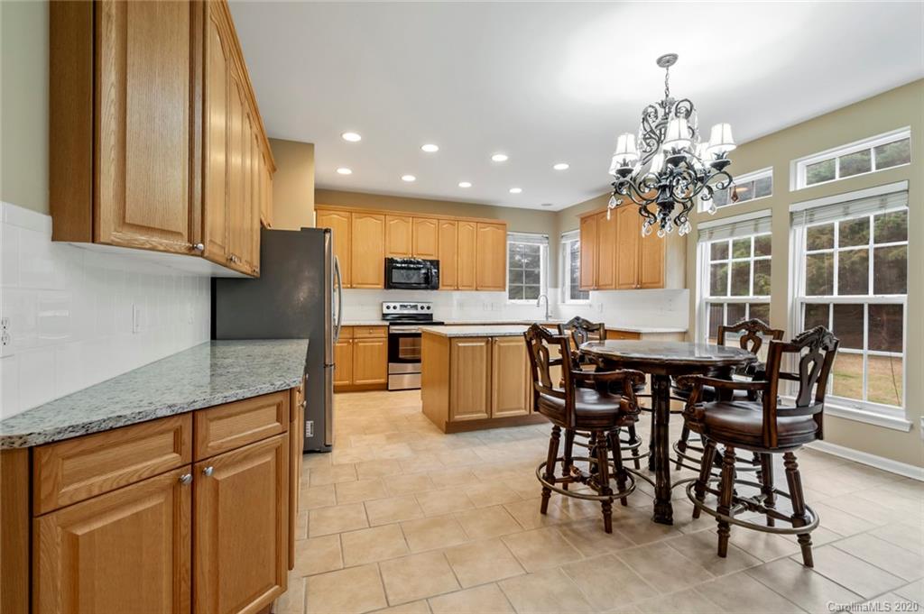 3005 Strawberry Road Matthews, NC 28104 - Photo 24 of 39 Gallery Image 24