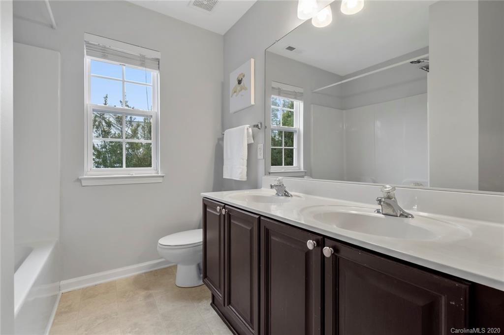 3005 Strawberry Road Matthews, NC 28104 - Photo 29 of 39 Gallery Image 29