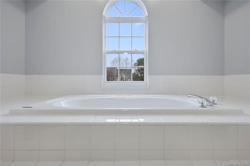 3005 Strawberry Road Matthews, NC 28104 - Photo 39 of 39 Gallery Image 39