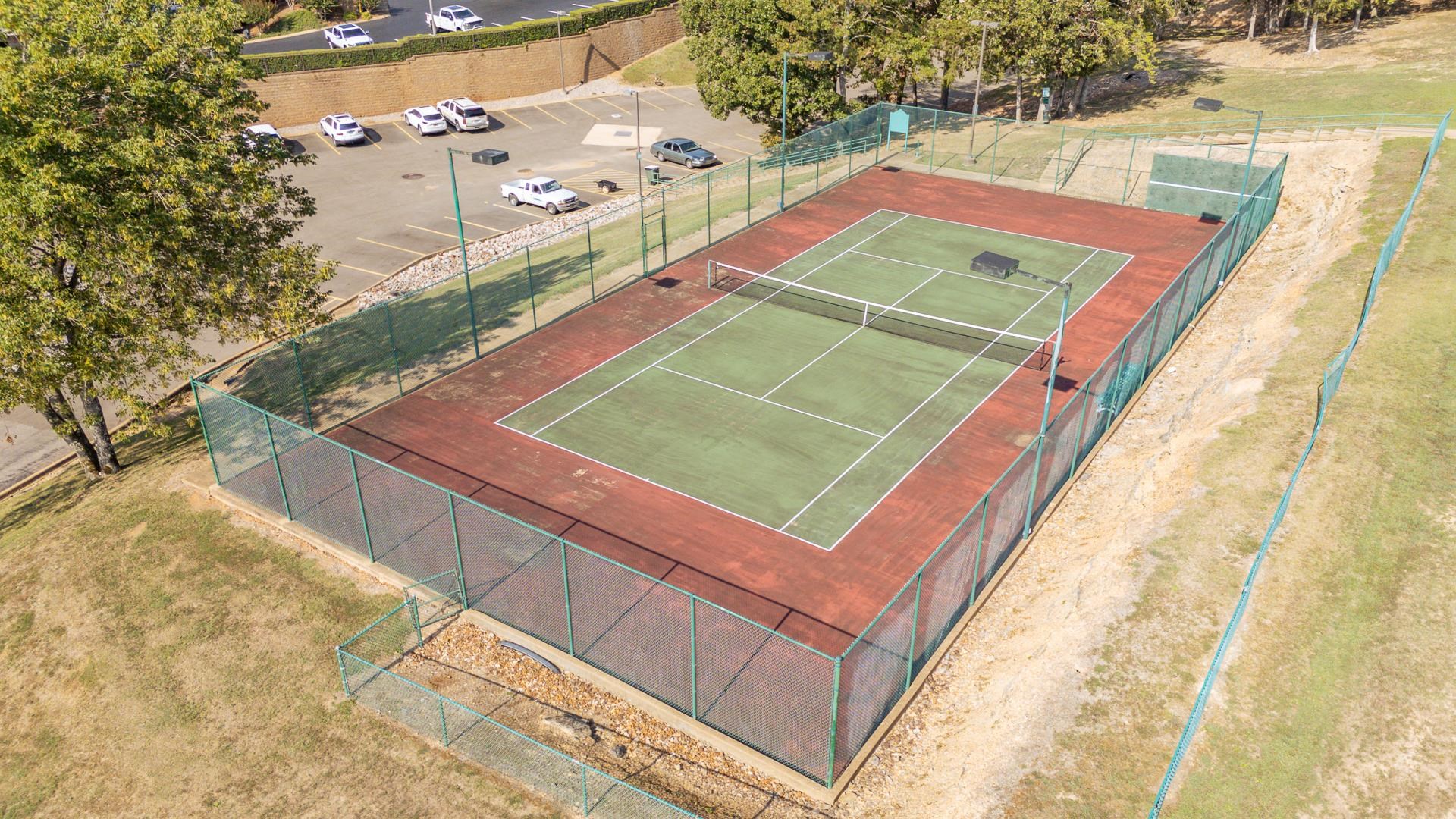 323 Cr 380 Road, Unit P604 Iuka, MS 38852 - Photo 31 of 38 a view of a tennis court