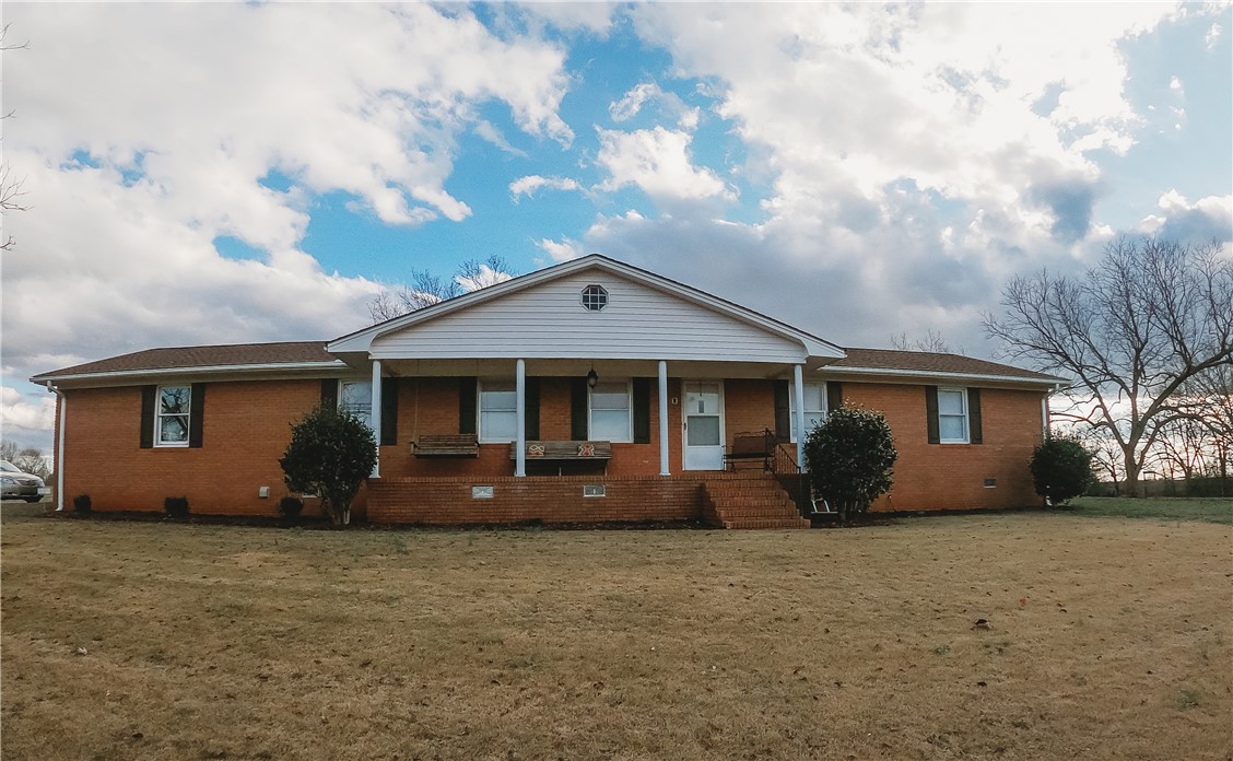 2199 Oakway Road Westminster, SC 29693 - Photo 2 of 30 Gallery Image 2