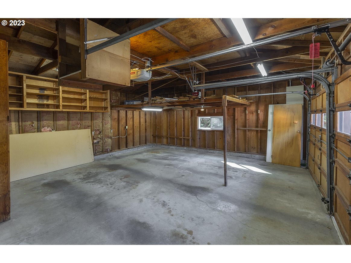 33056 Northwest Sandberg Road Scappoose, OR 97056 - Photo 22 of 34 Gallery Image 22