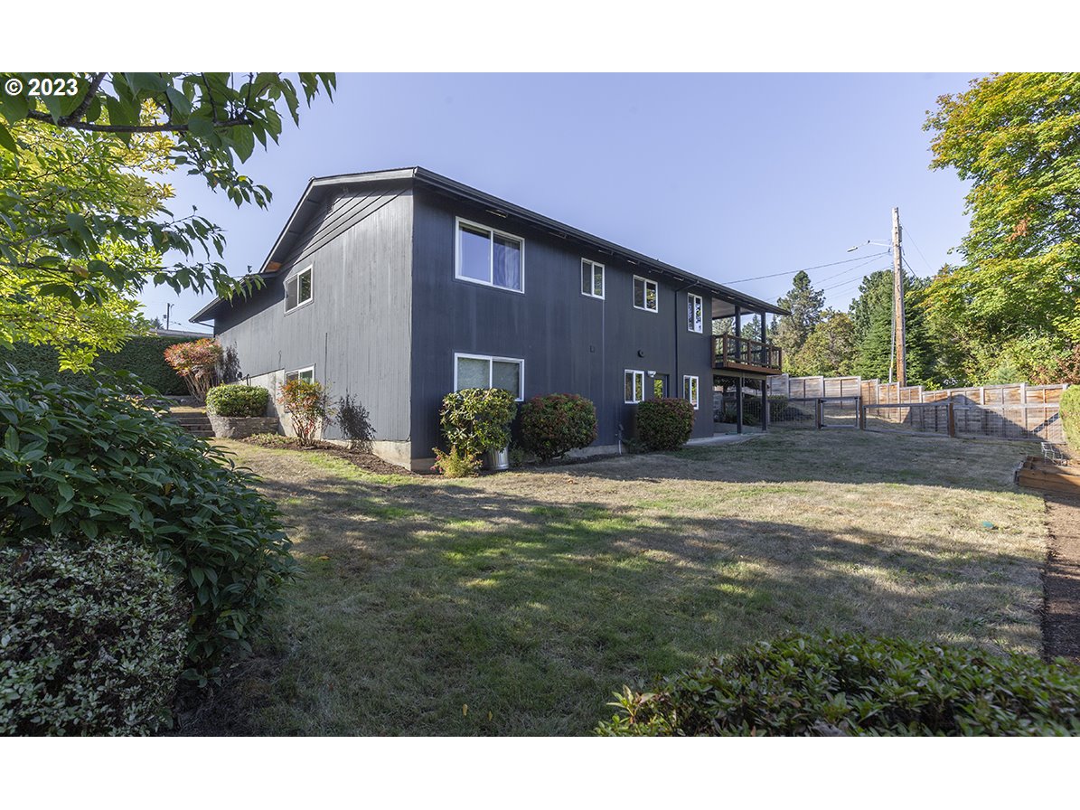 33056 Northwest Sandberg Road Scappoose, OR 97056 - Photo 25 of 34 Gallery Image 25