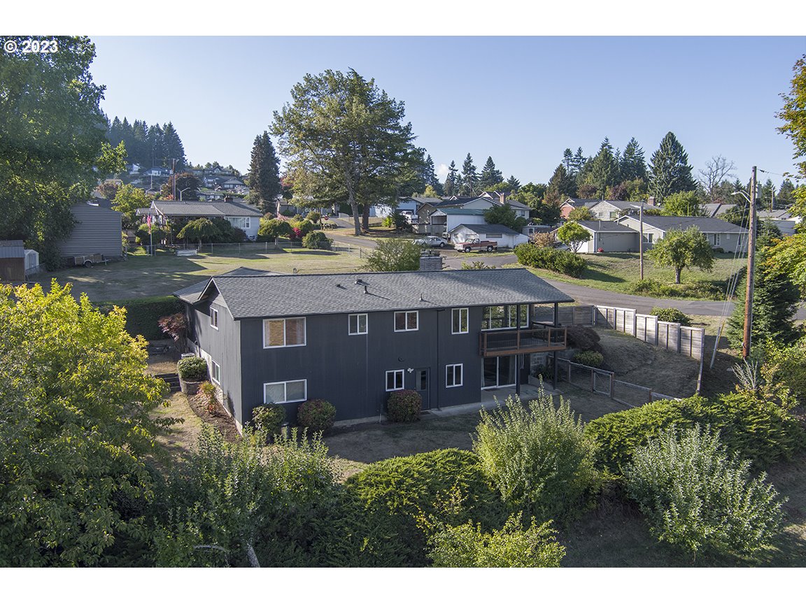 33056 Northwest Sandberg Road Scappoose, OR 97056 - Photo 26 of 34 Gallery Image 26