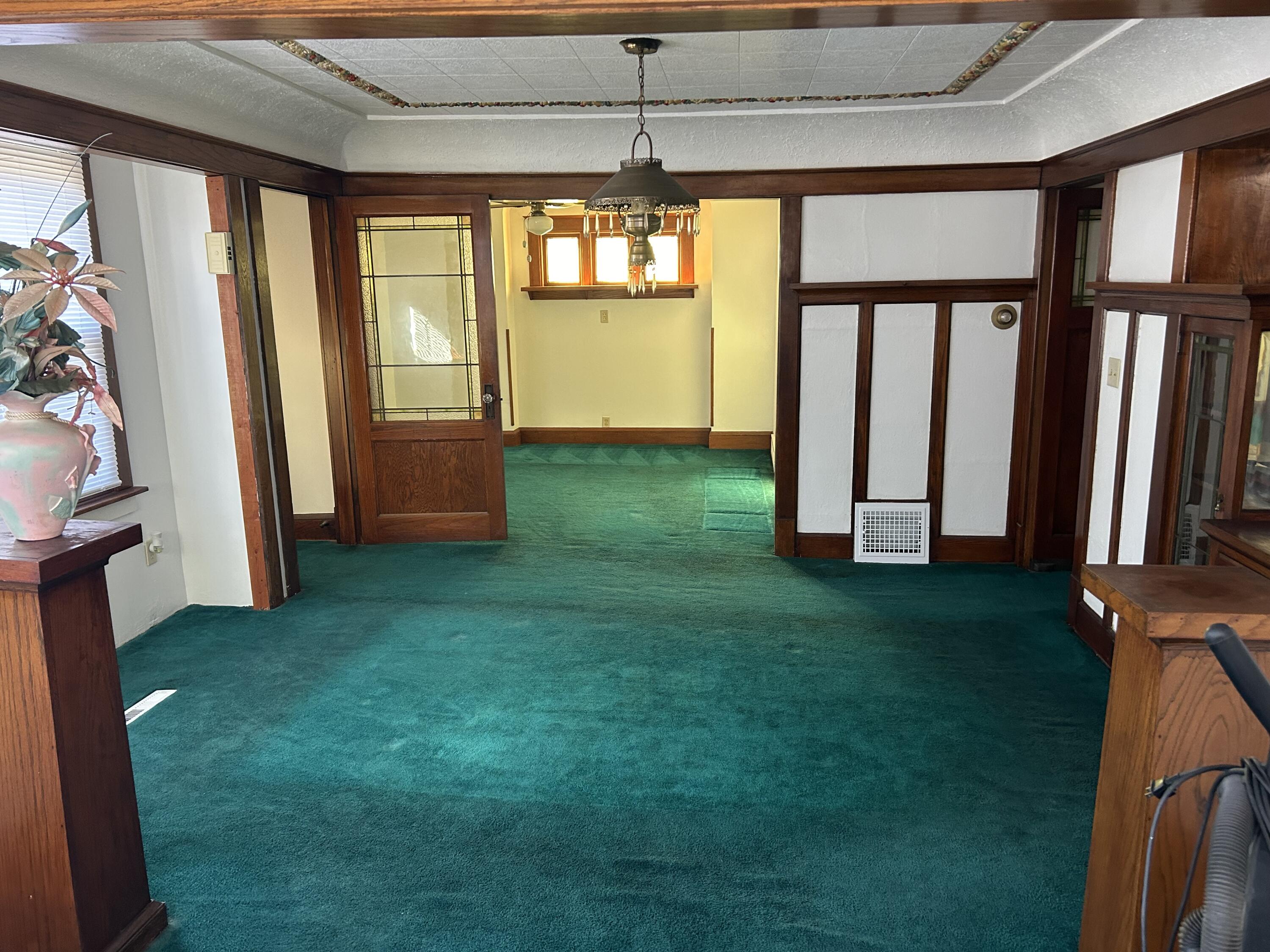 2922 West Mitchell Street Milwaukee, WI 53215 - Photo 4 of 28 Den/Office