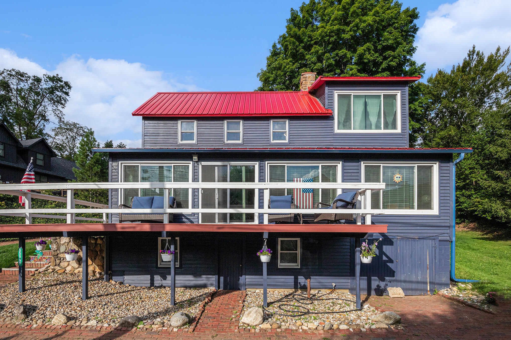 55945 Inn-D-Inn Drive Dowagiac, MI 49047 - Photo 1 of 27 004_file_323