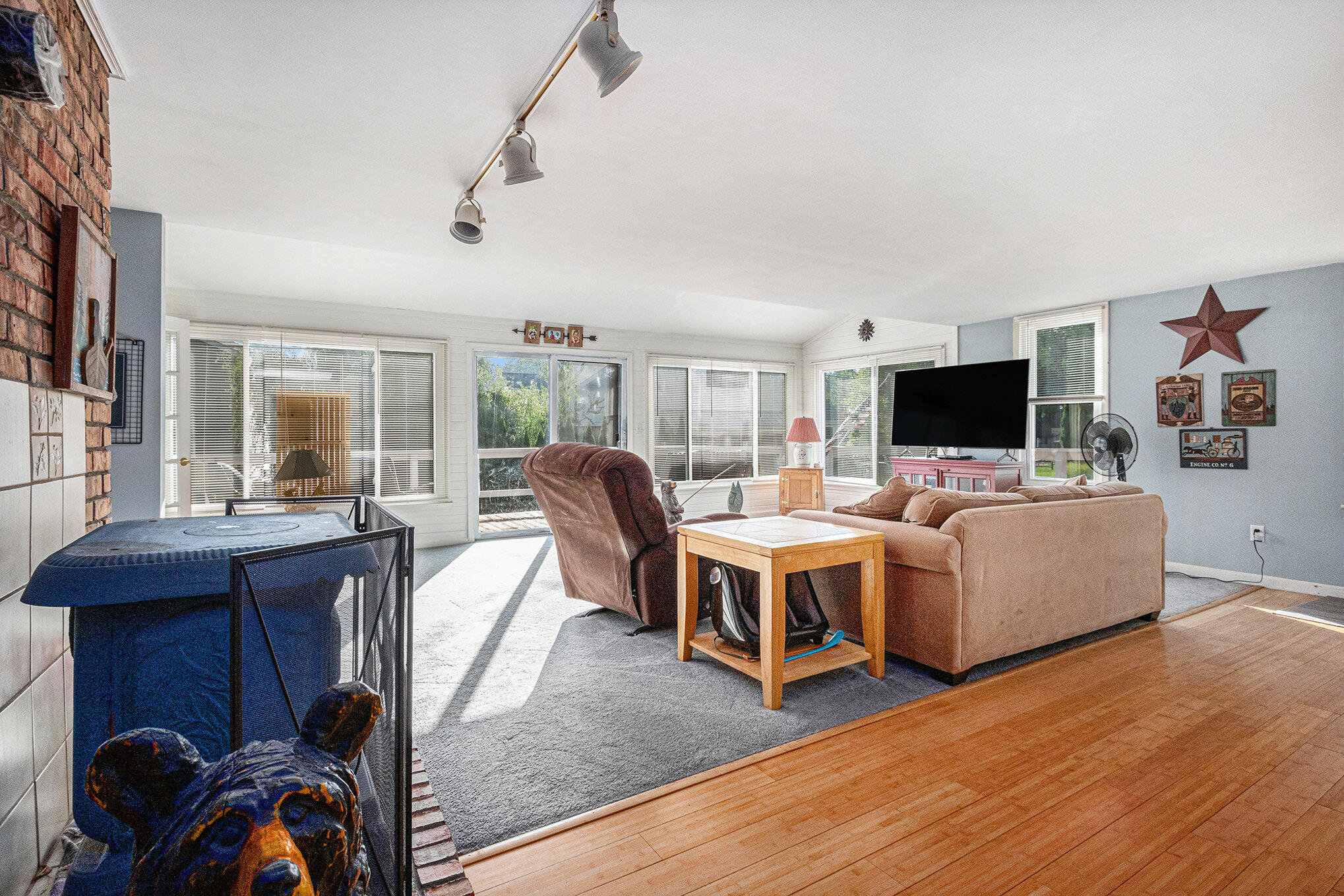 55945 Inn-D-Inn Drive Dowagiac, MI 49047 - Photo 13 of 27 005_file_274