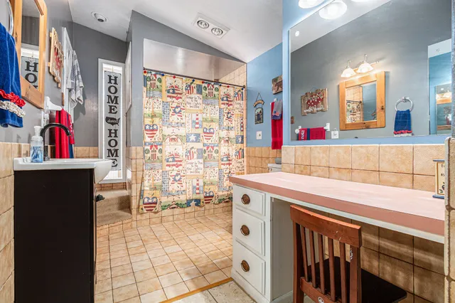 $440,000 | 55945 Inn-D-Inn Drive, Dowagiac, MI 49047