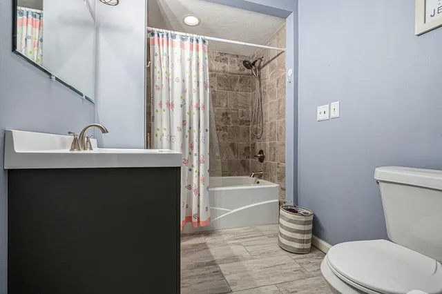 $440,000 | 55945 Inn-D-Inn Drive, Dowagiac, MI 49047