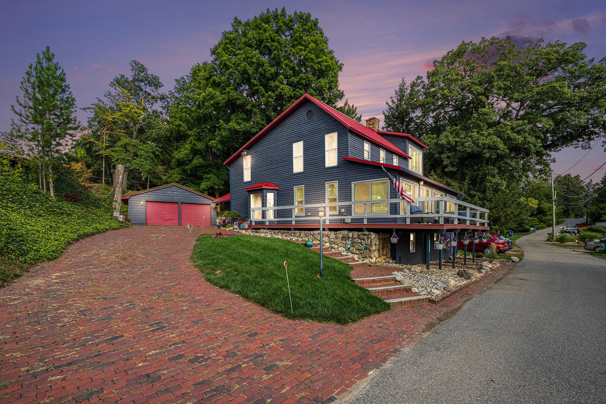 55945 Inn-D-Inn Drive Dowagiac, MI 49047 - Photo 3 of 27 001_file_677