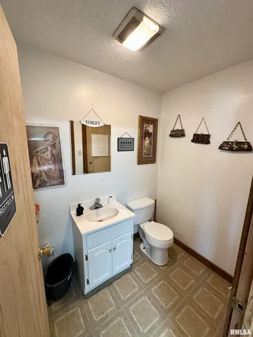 $69,900 | 311 Main Street, Meredosia, IL 62665