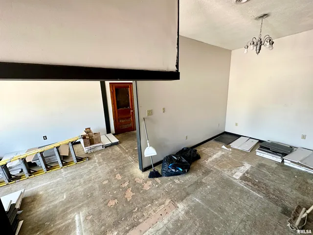 $69,900 | 311 Main Street, Meredosia, IL 62665