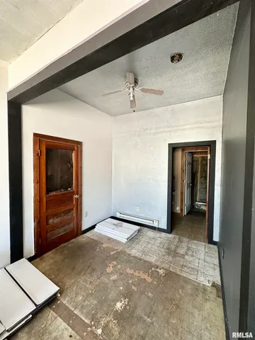 $69,900 | 311 Main Street, Meredosia, IL 62665