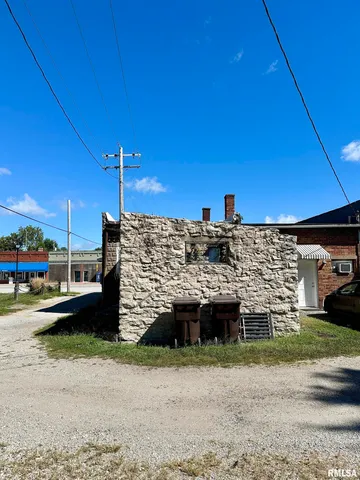 $69,900 | 311 Main Street, Meredosia, IL 62665