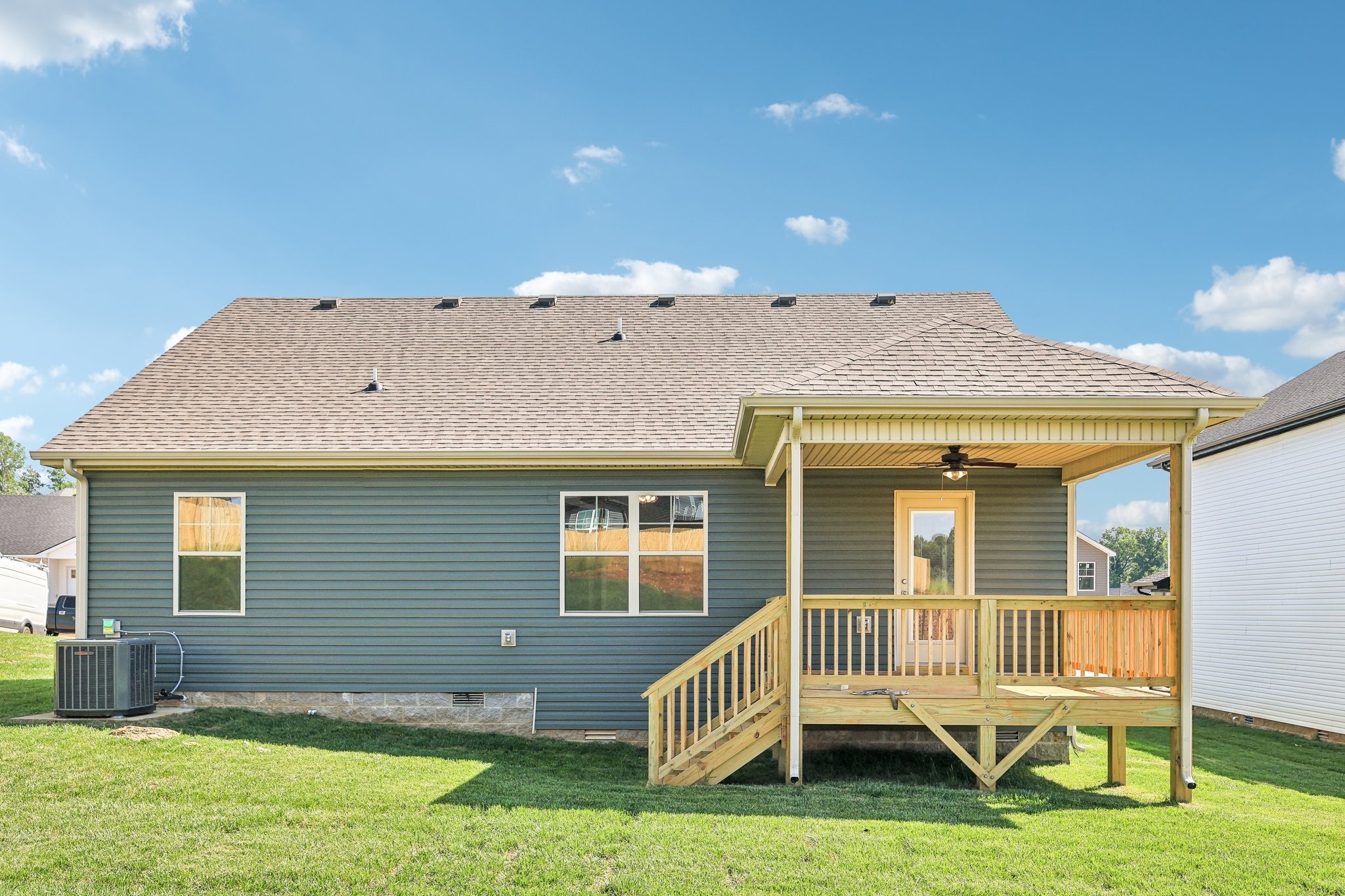 21 Echo Ridge Oak Grove, KY 42240 - Photo 31 of 51 a front view of a house with a yard