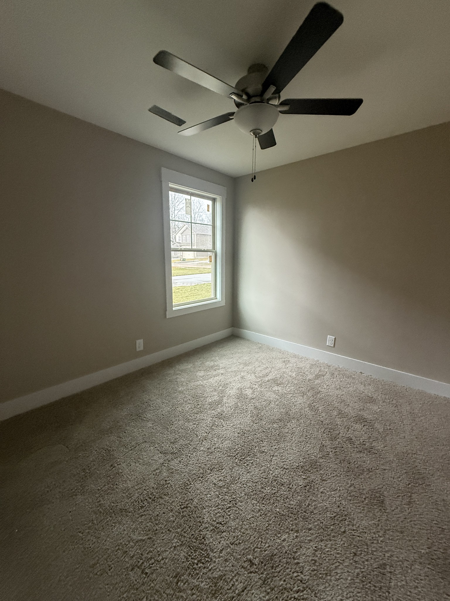 21 Echo Ridge Oak Grove, KY 42240 - Photo 45 of 51 en empty room with windows and ceiling fan