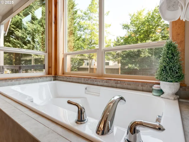 $472,500 | 12800 Northeast Salmon Creek Avenue, Unit 119, Vancouver, WA 98686