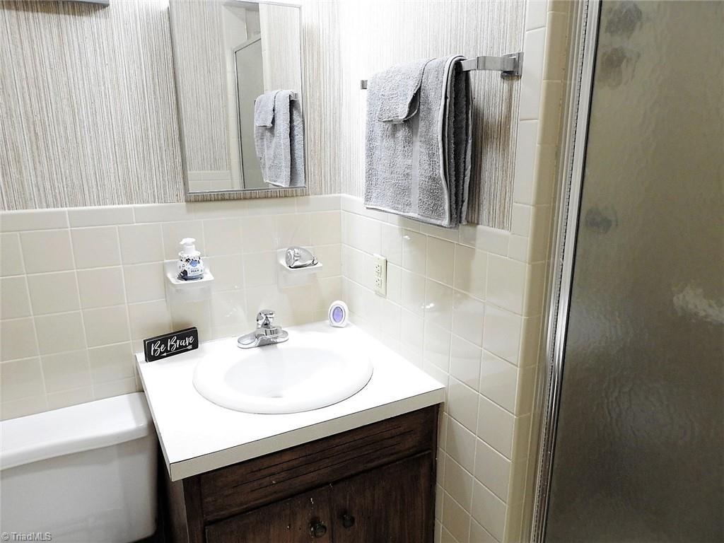 106 Bon Aire Road Elkin, NC 28621 - Photo 19 of 24 Gallery Image 19